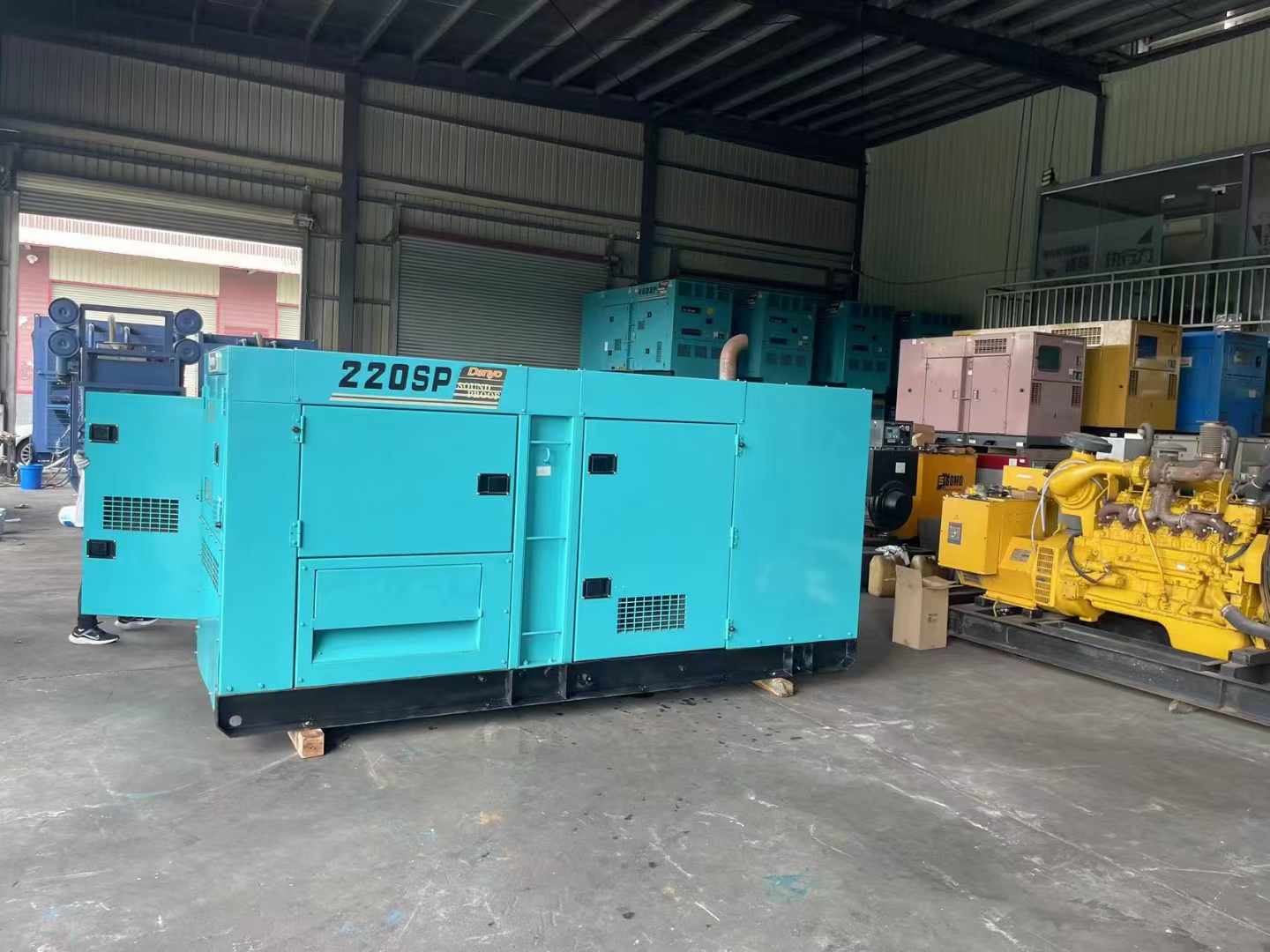 平昌800kW 柴油发电机的输出电流波动范围是多少？