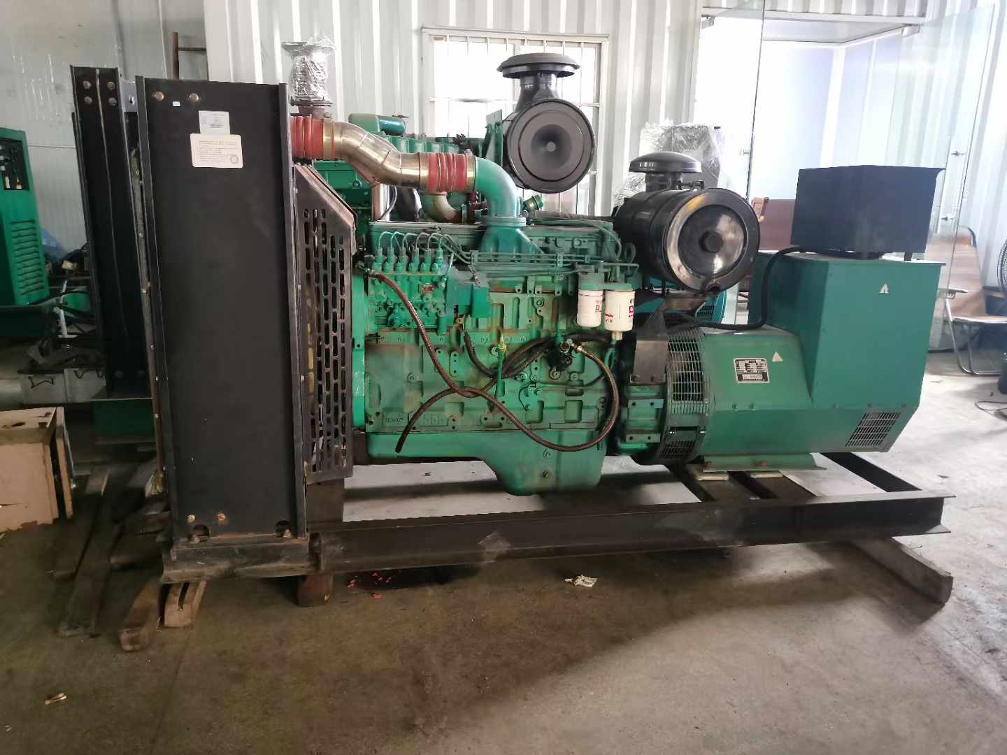 平昌发电机租赁如何确定电缆的承载电流是否在安全范围内？