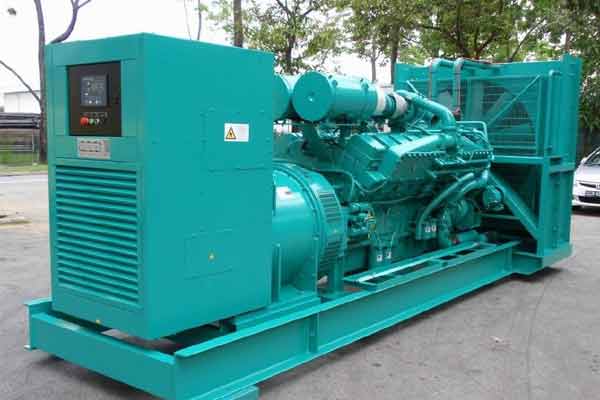 平昌柴油发电机组电压不稳定怎样维修？