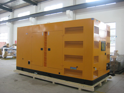 平昌不同类型的发电机组在冬季保养时的注意事项有何差异？